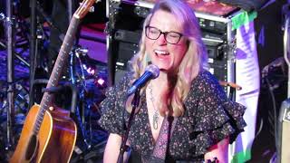 Susan Tedeschi &amp; Derek Trucks &amp; Warren Haynes - Don’t Think Twice It’s Alright 12/3/18