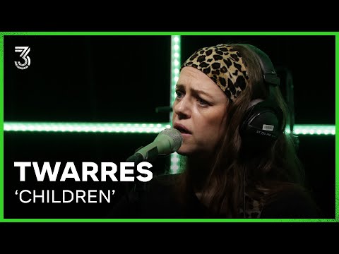Twarres speelt 'Children' live | 3FM Live Box | NPO 3FM