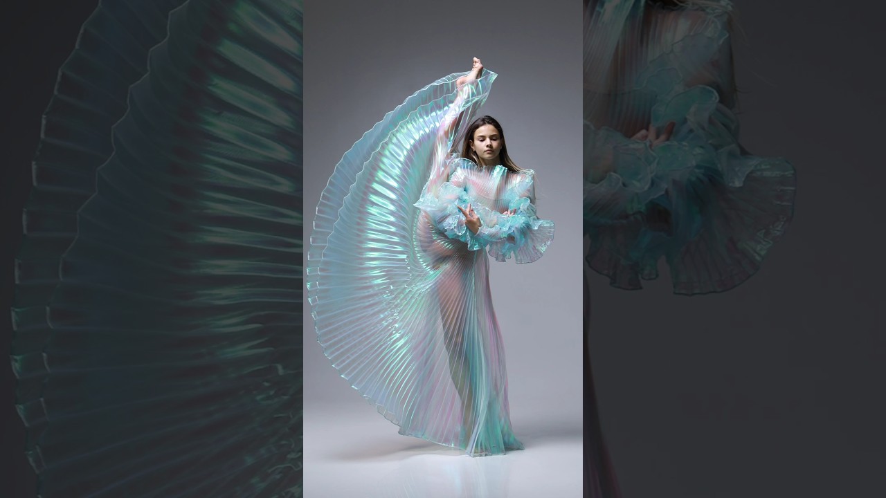 🇺🇦 Model poses for photoshoot📸 Rhythmic gymnastics. Model Valeriia