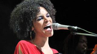 Laura Izibor - What would you do.wmv