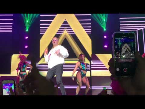 Bad Bunny - Caile Ft. Zion, De La Ghetto y Bryant Myers (Live) [At Arena Monterrey 2018]