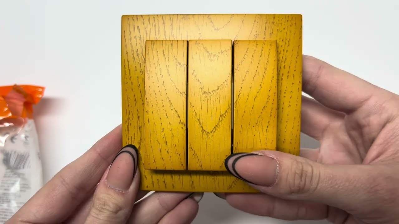 Выключатель трехклавишный NILSON Touran дуб 24251066