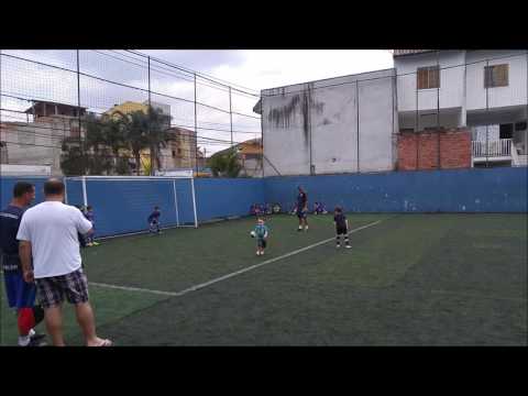 Rafinha cobrando pênaltis (Escolinha São Caetano)