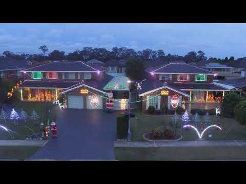 Chipping Norton XMAS lights - All I want for XMAS - recorded in 2017