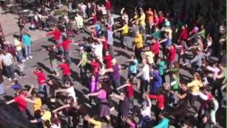 Nefesh B'Nefesh: Nefesh B'Nefesh Hanukkah Flash Mob (Official NBN Release) | NBN