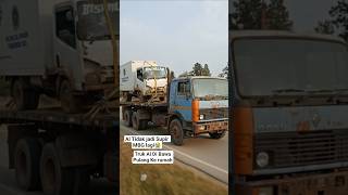 Download lagu Al's truck was towed and taken home. mp3