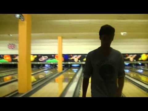 Vloging In AMF Bowling! :D