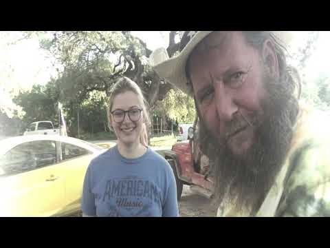 Pablo Menudo’s new convertible car