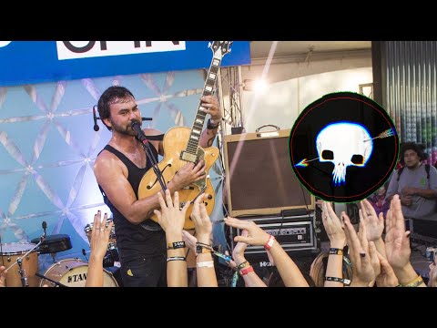 SPIN Sessions: Shakey Graves — “Roll the Bones/Built to Roam” (Live At Voodoo Experience 2016)