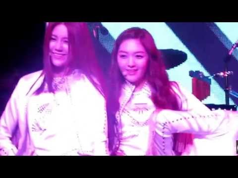 130524 Music Matters Live in Singapore - AOA Hyejeong ELVIS Cam 1/4