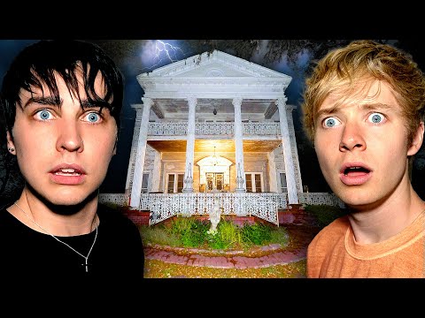 A Horrifying Encounter at Haunted Black Swan Estate.