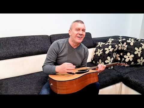 Tutorial chitară. Prima lectie de chitara, acordurile La major,re major, Mi major  .