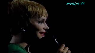 Download lagu Yolandita Fiebre de Luna Bellas Artes1994 mp3