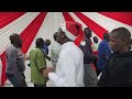 Kunengua Viuno Na Wimbo Mali Safi Chito Wanaume Wakatoliki Wakipiga Rumba Yao Safi