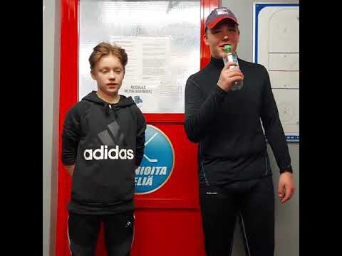 Kiuruveden pieleen mennyt banaani haastattelu hävityn pelin jälkeen