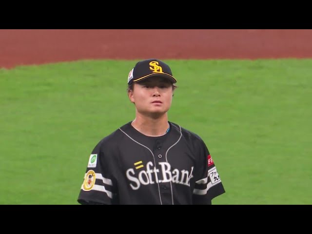 【1回裏】ナイスボール!! ホークス・前田純 3球三振でプロ初奪三振をマークする!!   2024年9月29日 北海道日本ハムファイターズ 対 福岡ソフトバンクホークス