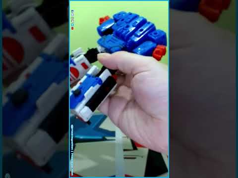 "Dropping the bass!" Transformers: Legacy Evolution Voyager Twincast & Rewind #Shorts | HNE Toys