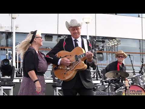 Deke Dickerson & The Whippersnappers: "Dim Lights, Thick Smoke, and Loud Loud Music" (11/6/2022)