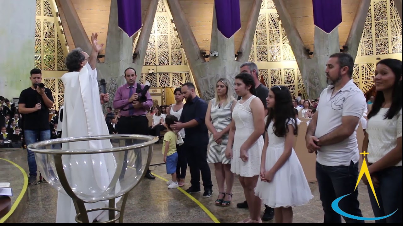 Batismo e Primeira Eucaristia de Lorayne e Júlia na Catedral de Maringá 08 12 2017
