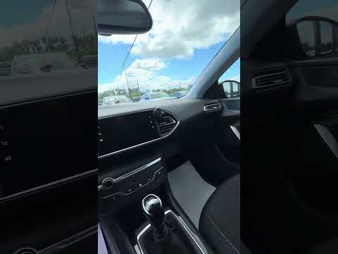 фото peugeot 308 ii рестайлинг 0