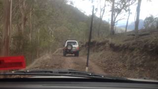 preview picture of video 'Pajero down the mountain'