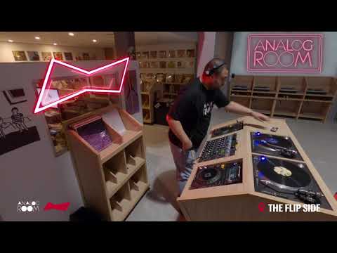 Shemroon | BUDXHOMESERIES | Analog Room | UAE