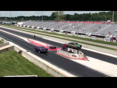 1970 AAR Cuda vs 1967 GTO