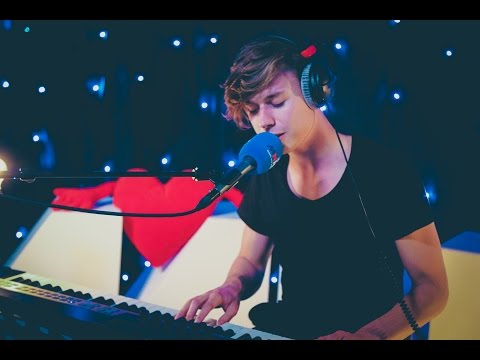 MNM: Laurens Luyten - Hou Me Vast