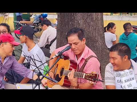 Thể hiện bởi Vũ Đức Võ