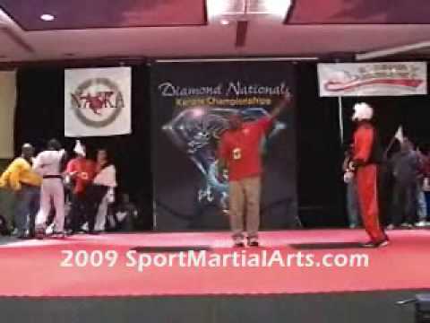 Houston Thomas v Jesse Wray - Men's team sparring - 2009 Diamond Nationals