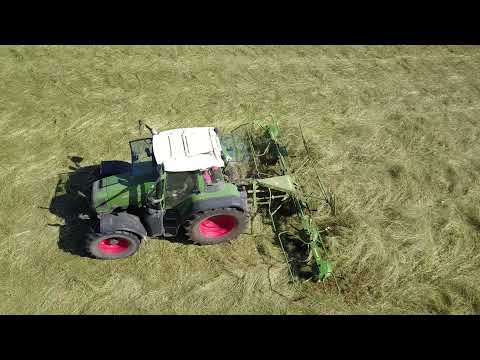 Heuwenden mit Fendt 712 Vario Tms