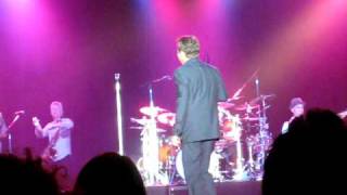 Huey Lewis &amp; TN @ Carlton, Mn. 4-23-10 Don&#39;t fight it