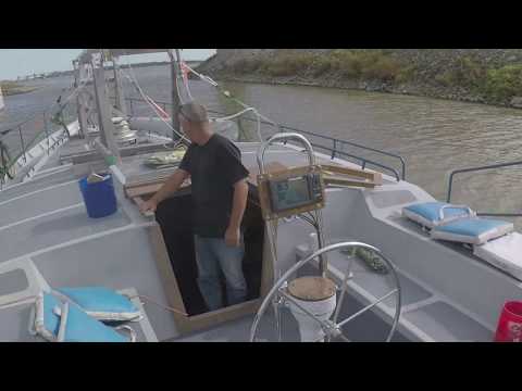 MAN BUILDS STEEL HULL SAIL BOAT/WAYNE DIARIES