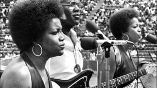The Staple Singers - Top of the mountain 1968.wmv