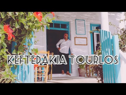 A última taverna autêntica-bela-tradicional em Mykonos (na Baía de Tourlos)