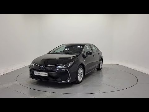 Toyota Corolla 1.8 Hybrid Luna Saloon - Image 2