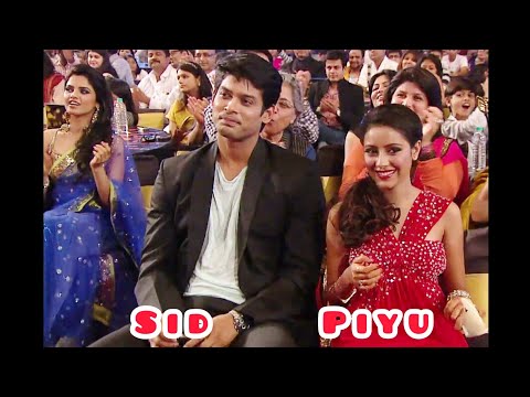 SID - PIYU Moment. Colors Golden Petal Awards 2012 & 2013. #memories #Sidyusha #balikavadhu