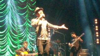 Besos Encadenados / Samo (Stella Maris Palucci)