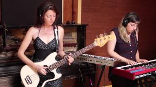 Sallie Ford "Hey Girl" Live In-Studio
