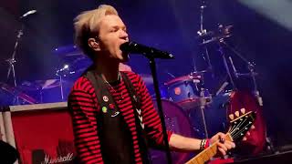 Download lagu Sum 41 - In Too Deep [LIVE] (Blame Cánada Tour 2022) mp3