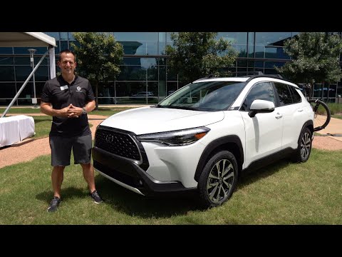 Is the New 2022 Toyota Corolla Cross the BEST small SUV to buy?