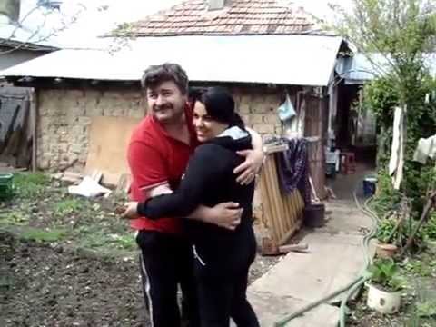 Ziua de Florii.La belirea iedului in curte la mamica in comuna Giuvarasti judetul Olt.