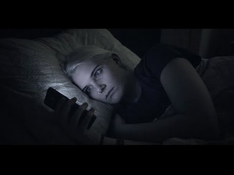 Koen Herfst - 'Social Junkie' (Official Music Video)