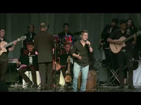 Vuelve- Lucas Figgini.