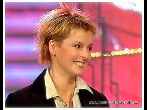 Iveta Bartošová - krátký rozhovor + píseň Skandál
