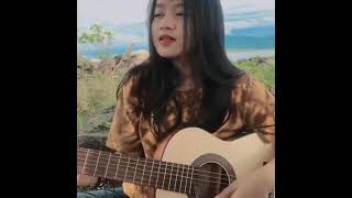 Download lagu Story wa sejauh mungkin cover cewe cantik 💕 mp3