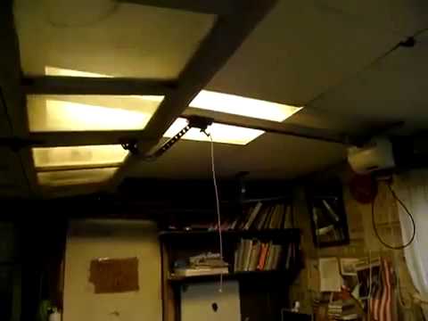 garage door opener 148