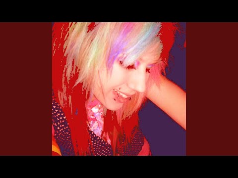 Lavatera Welcome To The Club song