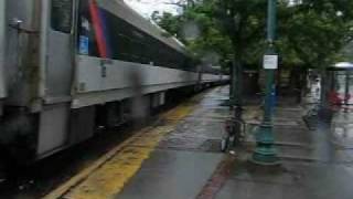 preview picture of video 'TOR + MN/NJT - Spring Valley Transit Center'