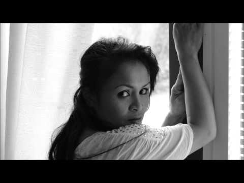 Wild horse - Gina Michaells (great original country rock)